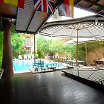 Otel Danlin 2*